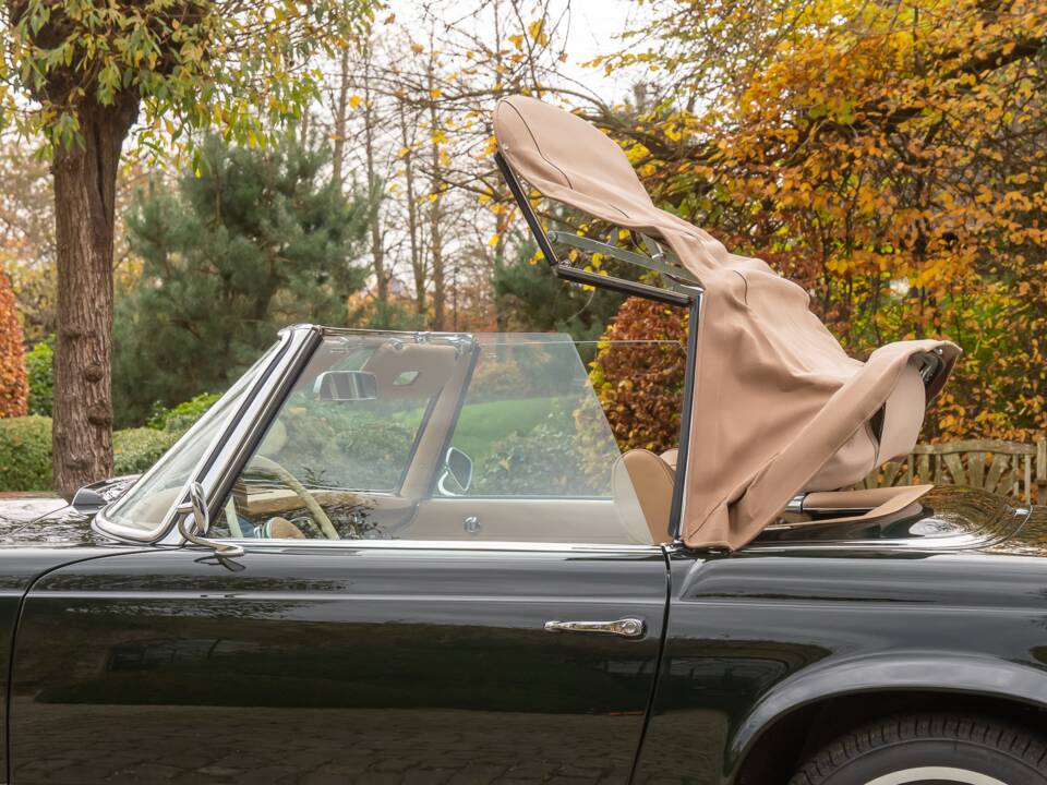 Imagen 22/30 de Mercedes-Benz 250 SL (1967)