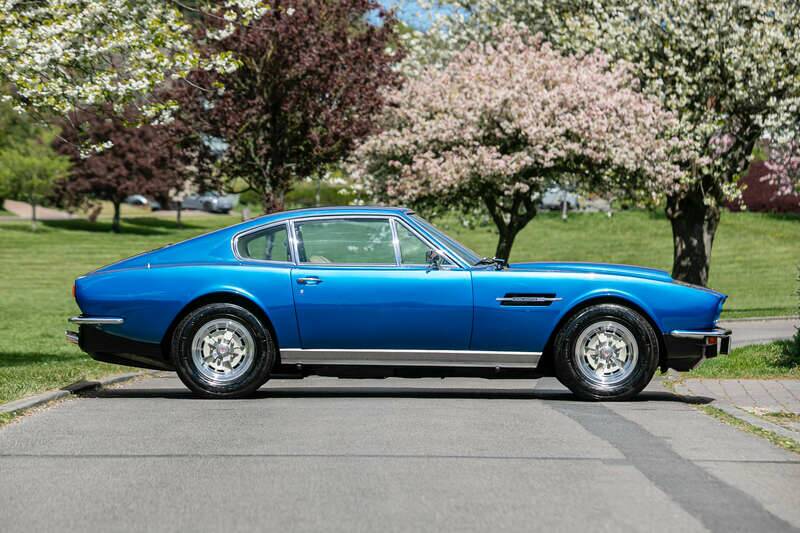 Image 5/43 de Aston Martin V8 (1974)