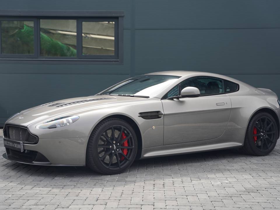 Bild 4/50 von Aston Martin V12 Vantage S (2014)