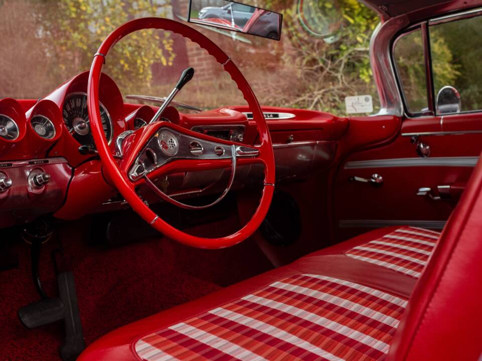 Bild 4/50 von Chevrolet Impala Sport Coupe (1959)