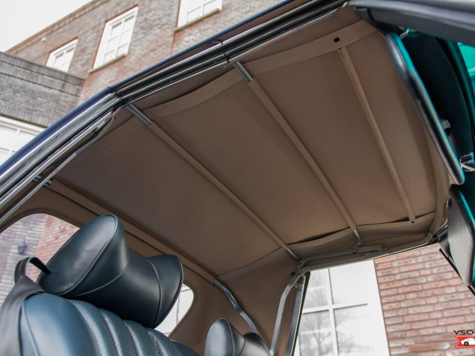 Image 11/14 of Mercedes-Benz 280 SL (1971)