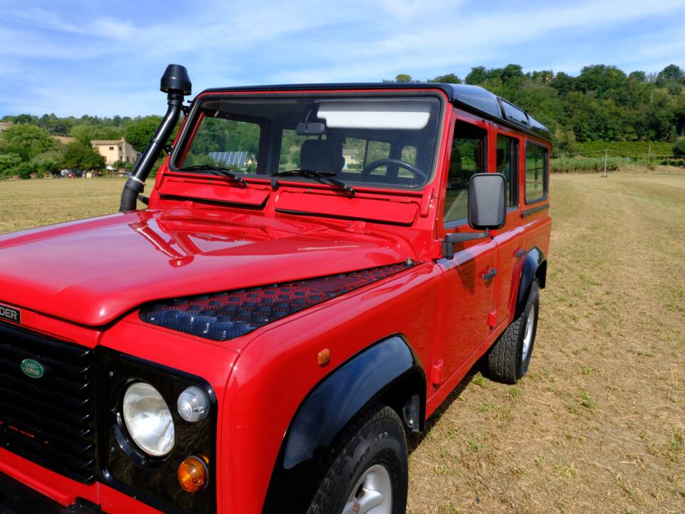 Afbeelding 1/31 van Land Rover Defender 110 300Tdi (1997)