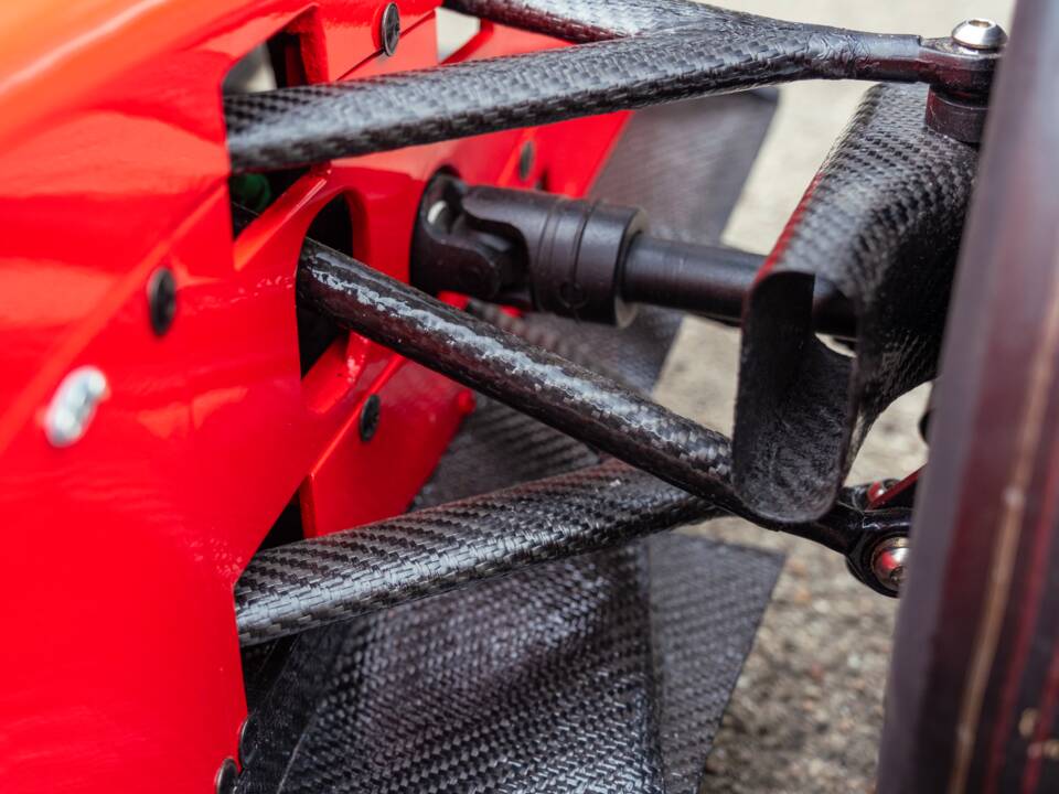 Image 23/85 of Ferrari 641 (1990)