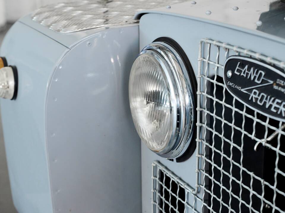 Bild 16/50 von Land Rover 88 (1961)