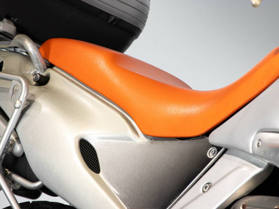 Imagen 28/50 de Aprilia Pegaso 650 (1999)