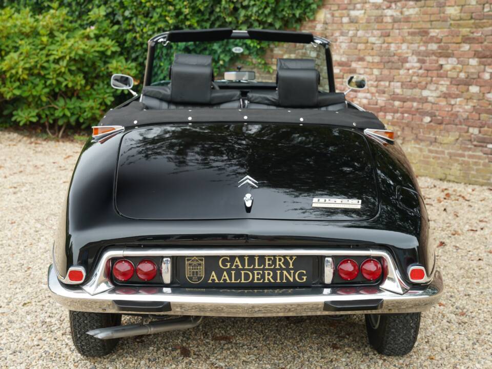 Image 44/50 of Citroën DS 23 Injection (1973)