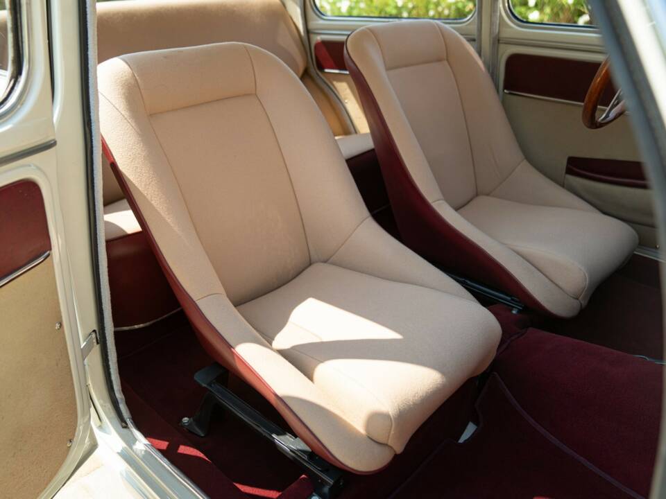 Imagen 47/50 de FIAT 1100-103 TV (1954)