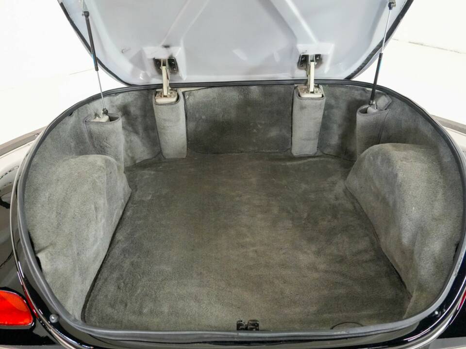 Image 20/47 of Plymouth Prowler (2000)