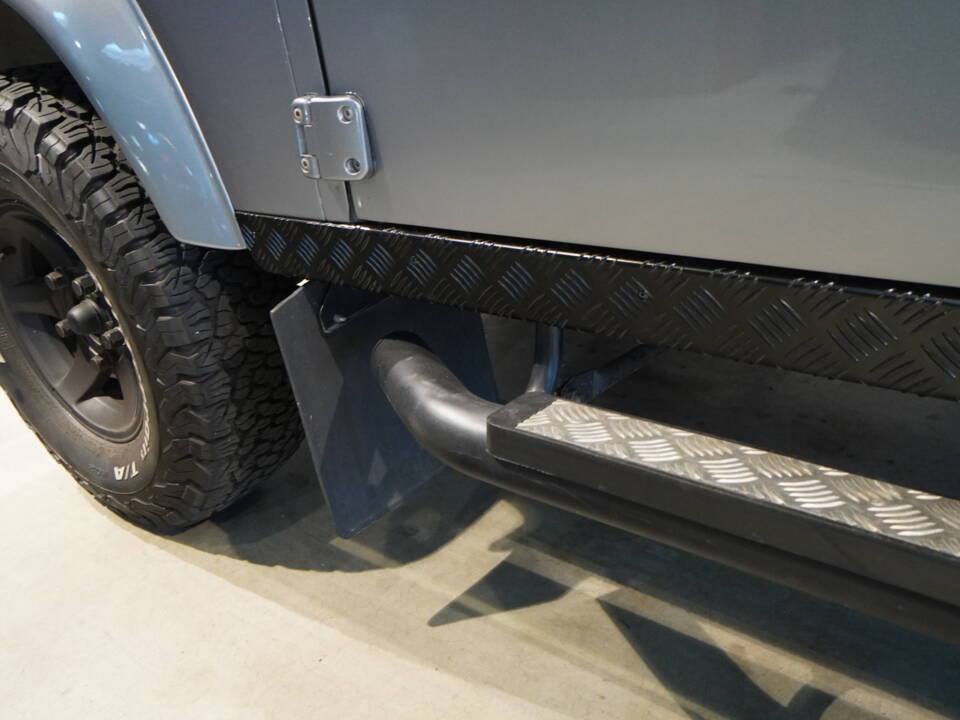 Imagen 24/29 de Land Rover 90 (1988)