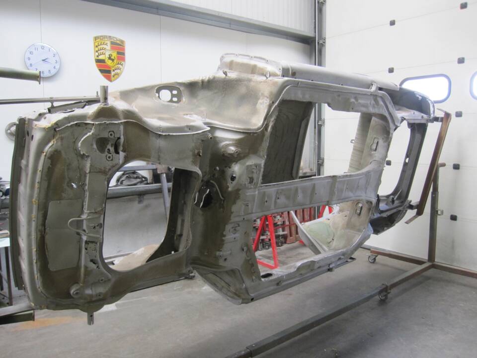 Image 17/20 of Porsche 912 (1968)
