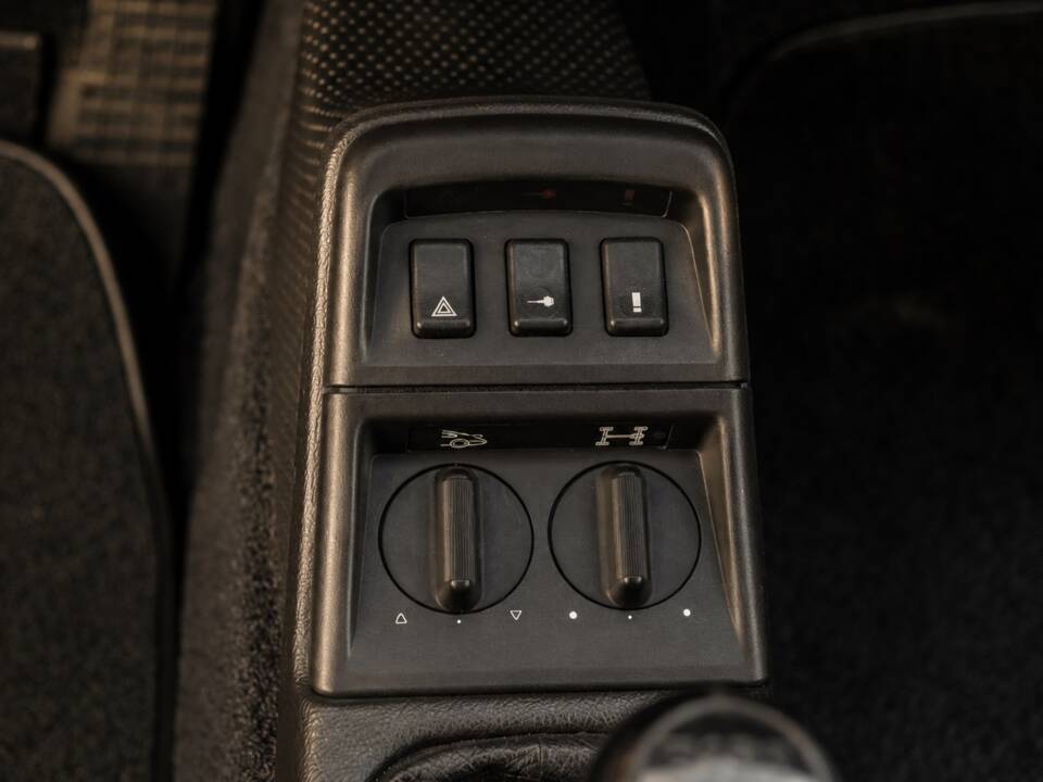 Bild 5/10 von Porsche 911 Carrera 4 (1989)