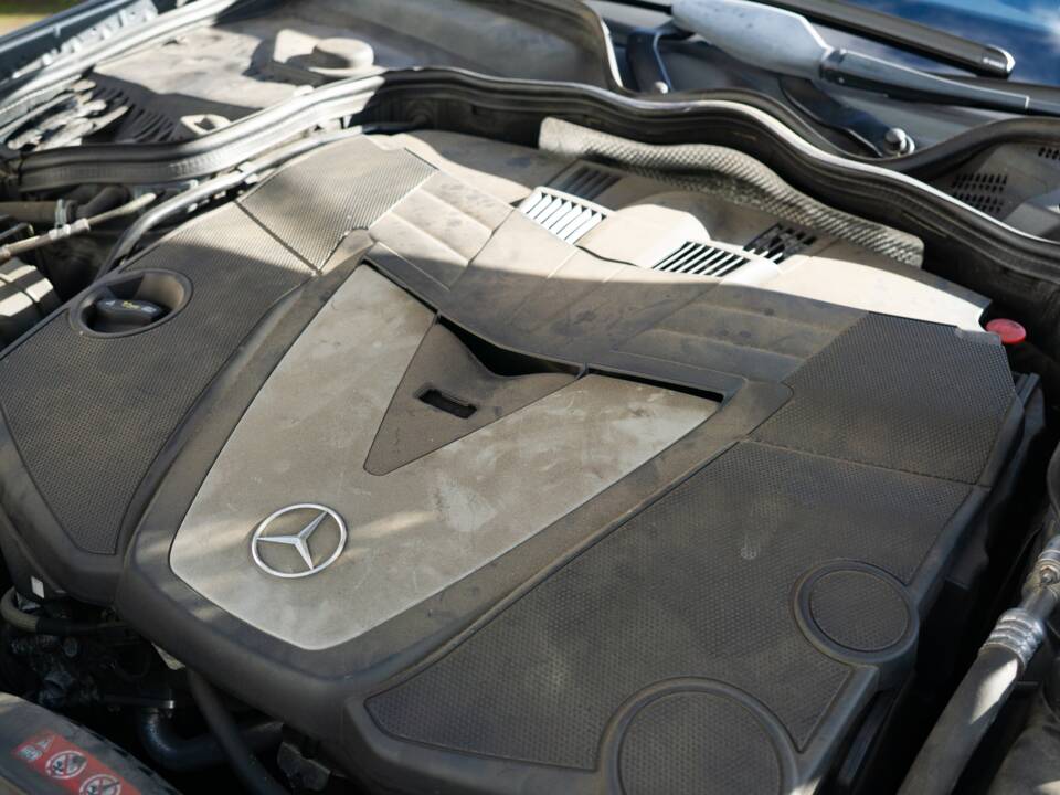 Immagine 25/25 di Mercedes-Benz E 280 CDI T (2009)