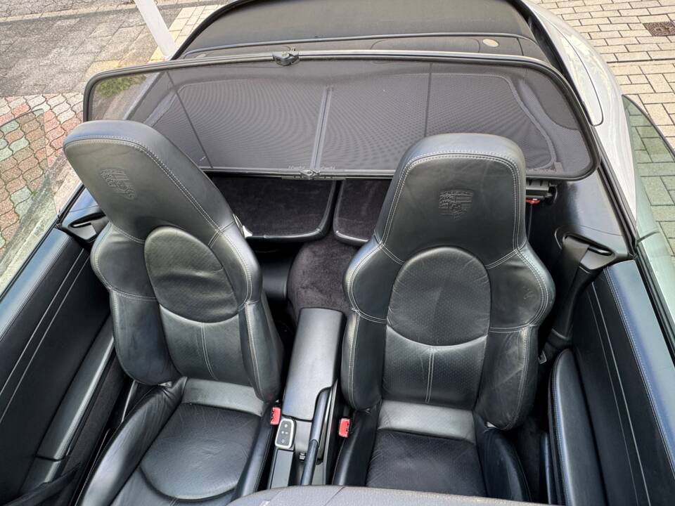Image 57/59 of Porsche 911 Carrera S (2006)