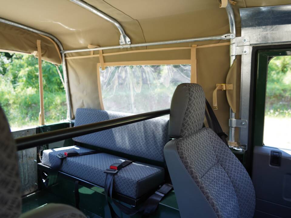 Image 23/64 of Land Rover Defender 90 Td5 (1999)