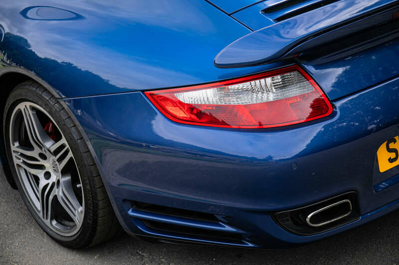 Bild 33/42 von Porsche 911 Turbo (2006)