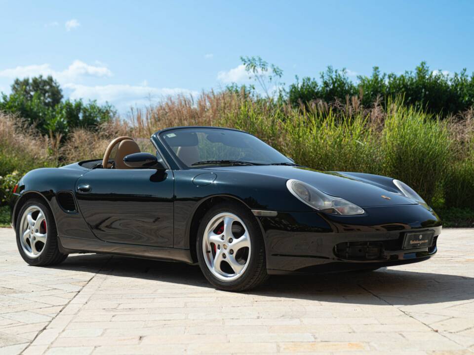 Image 2/50 de Porsche Boxster (2000)