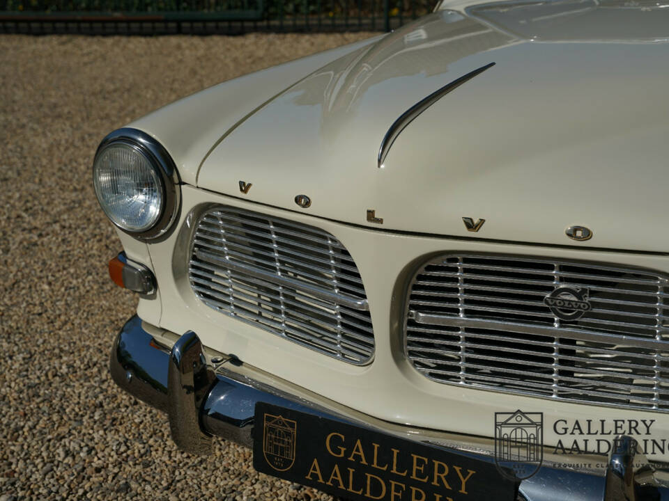 Image 13/50 of Volvo P 121 (1966)