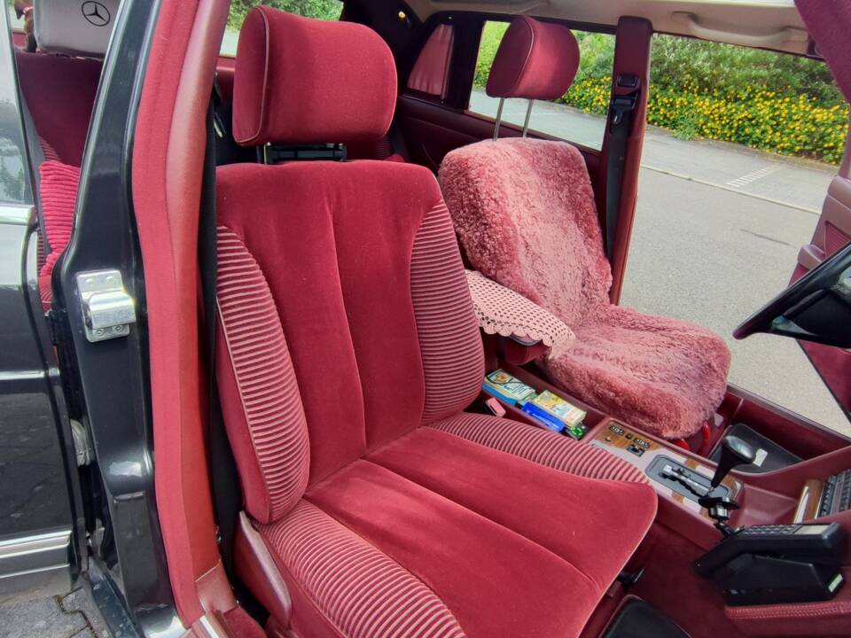 Bild 30/34 von Mercedes-Benz 420 SEL (1989)