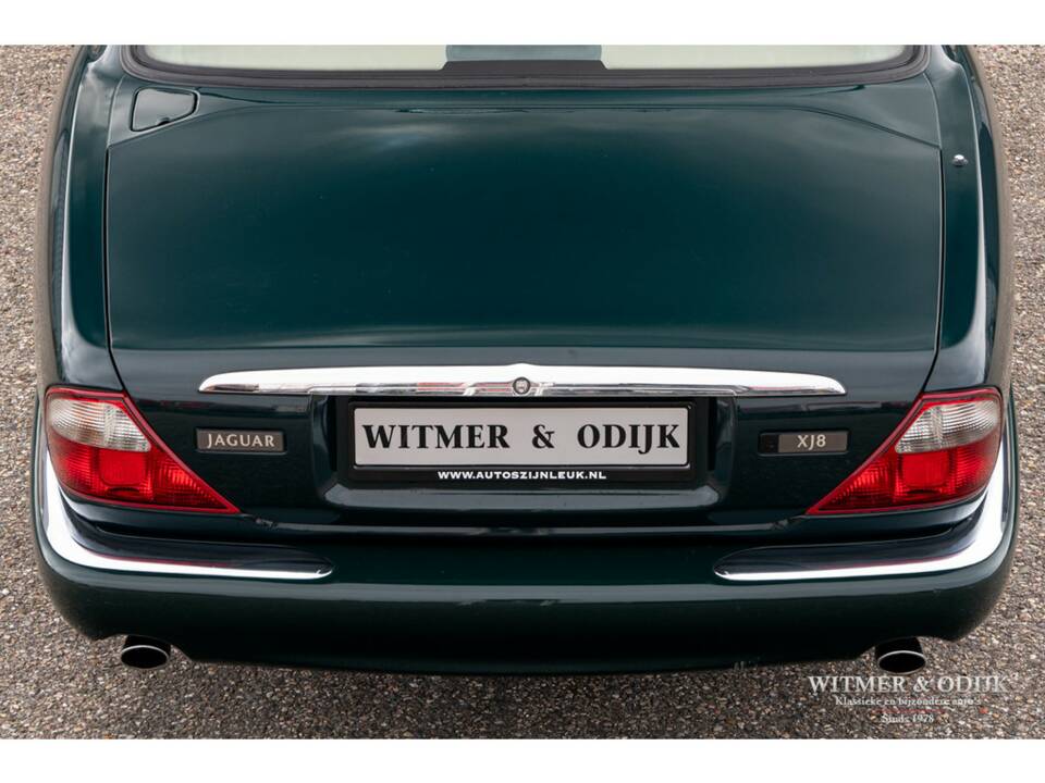 Bild 20/32 von Jaguar XJ 8 Executive (1998)