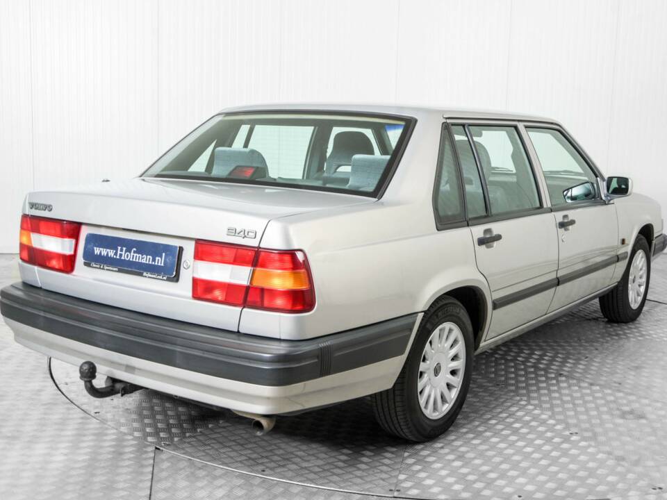 Bild 18/50 von Volvo 940 2.3i (1996)
