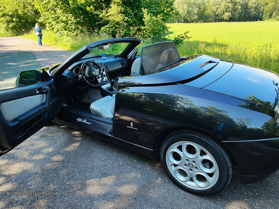 Bild 47/68 von Alfa Romeo Spider 2.0 Twin Spark 16V (2001)