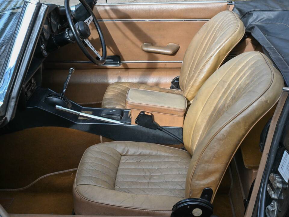 Image 36/50 de Jaguar Type E V12 (1974)