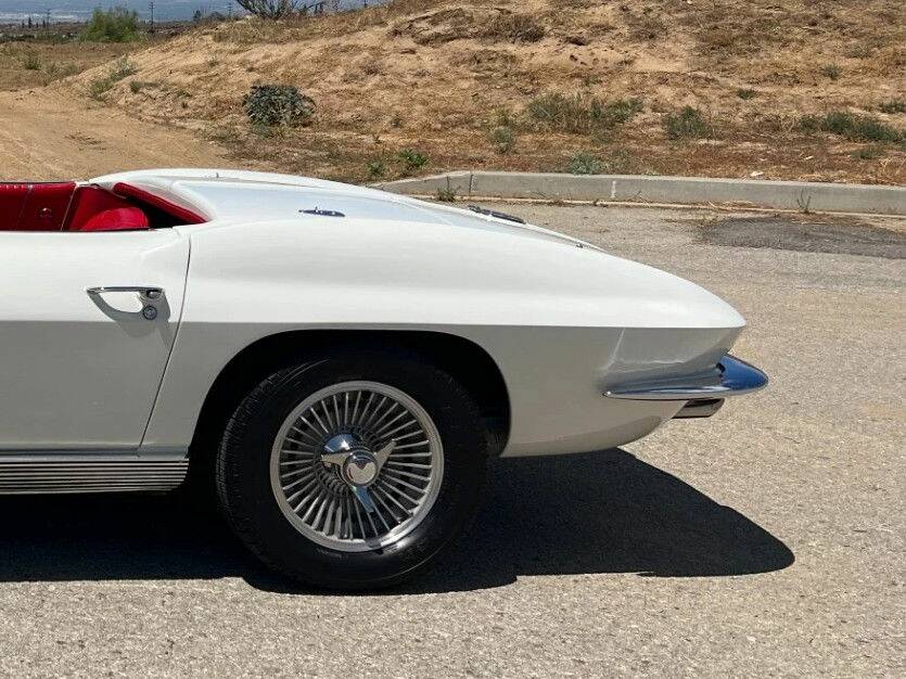 Imagen 8/8 de Chevrolet Corvette Sting Ray (1963)