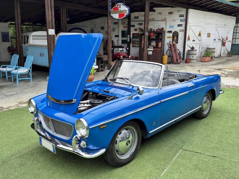 Image 34/74 of FIAT 1500 S (1960)