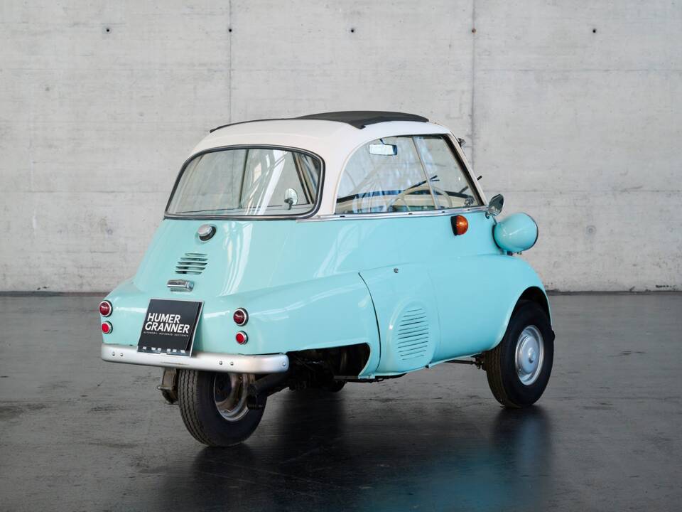 Image 25/29 of BMW Isetta 300 (1962)