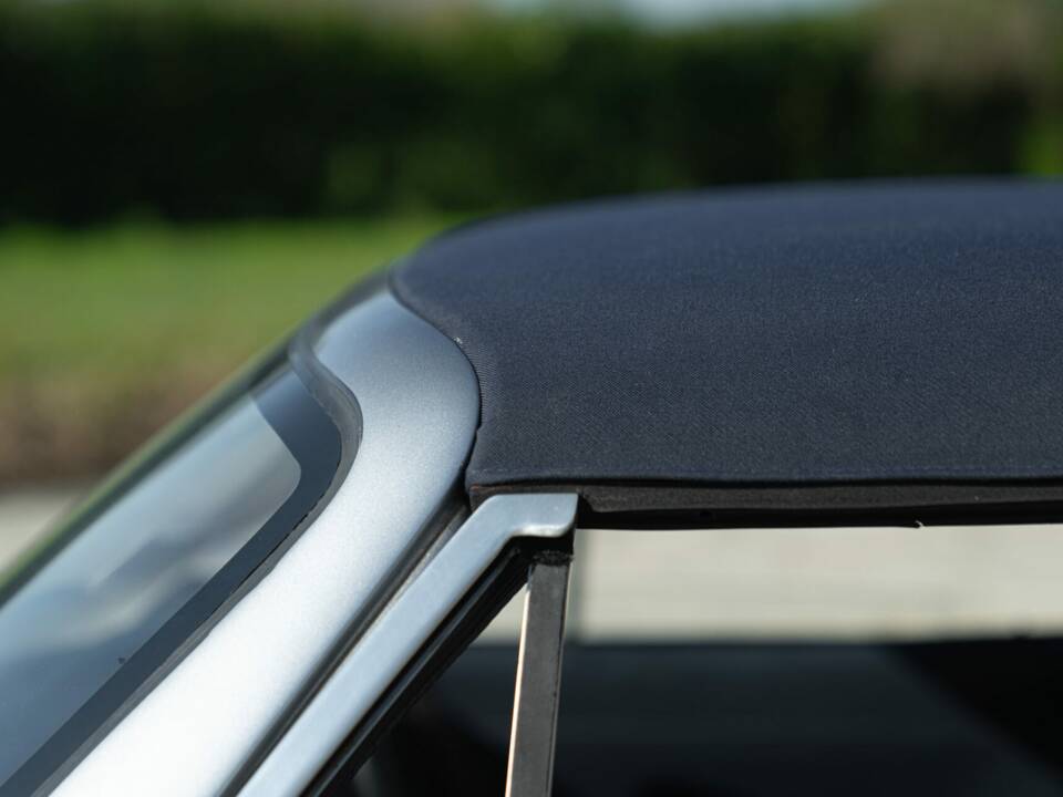 Immagine 20/50 di TVR S2 (1989)