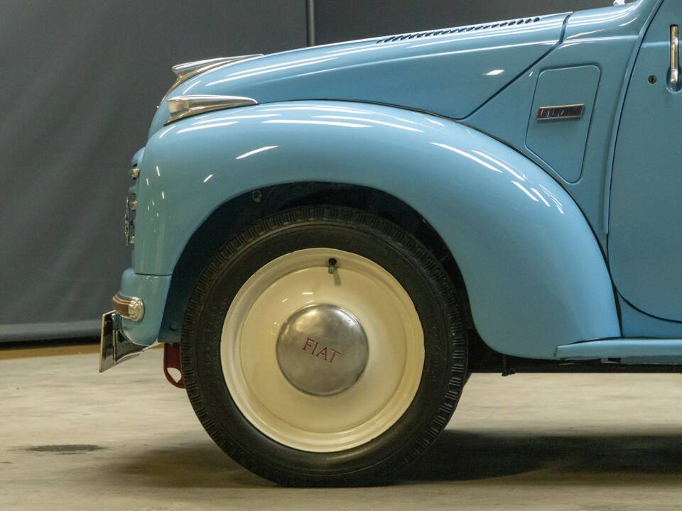 Image 25/50 of FIAT 500 C Topolino (1949)