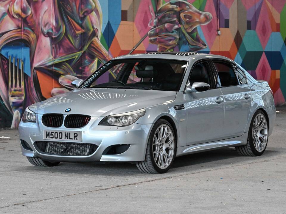 Immagine 1/58 di BMW M5 (2007)