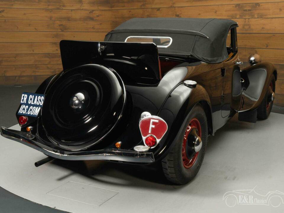 Afbeelding 12/19 van Citroën Traction Avant 11 BL Légère (1937)