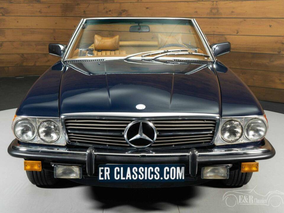 Image 18/19 of Mercedes-Benz 450 SL (1976)