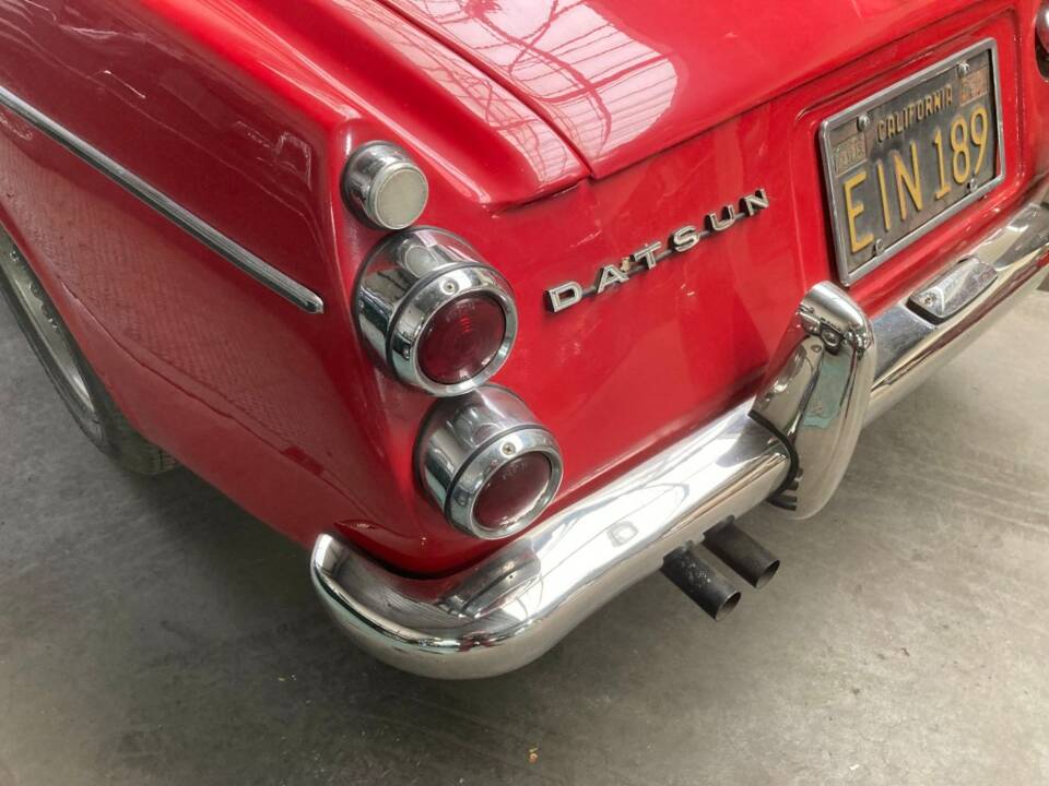 Image 4/33 of Datsun Fairlady 1500 (1964)