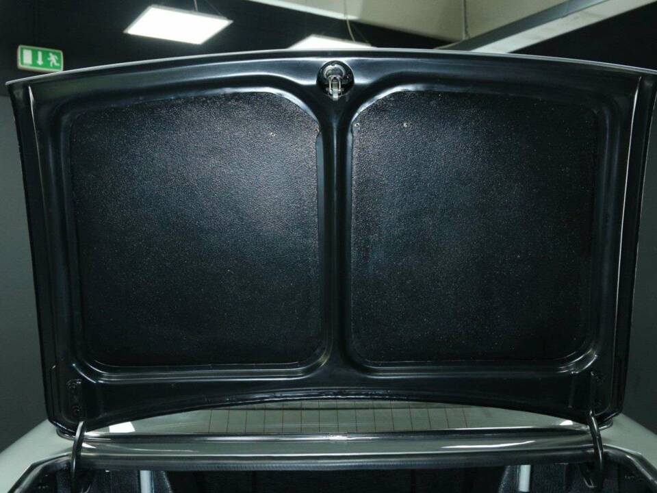 Imagen 41/50 de ISO Rivolta 300 (1968)