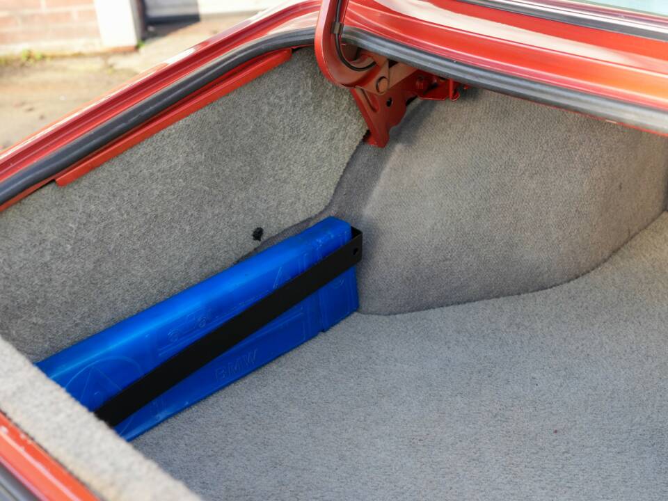 Bild 28/46 von BMW 635 CSi (1981)