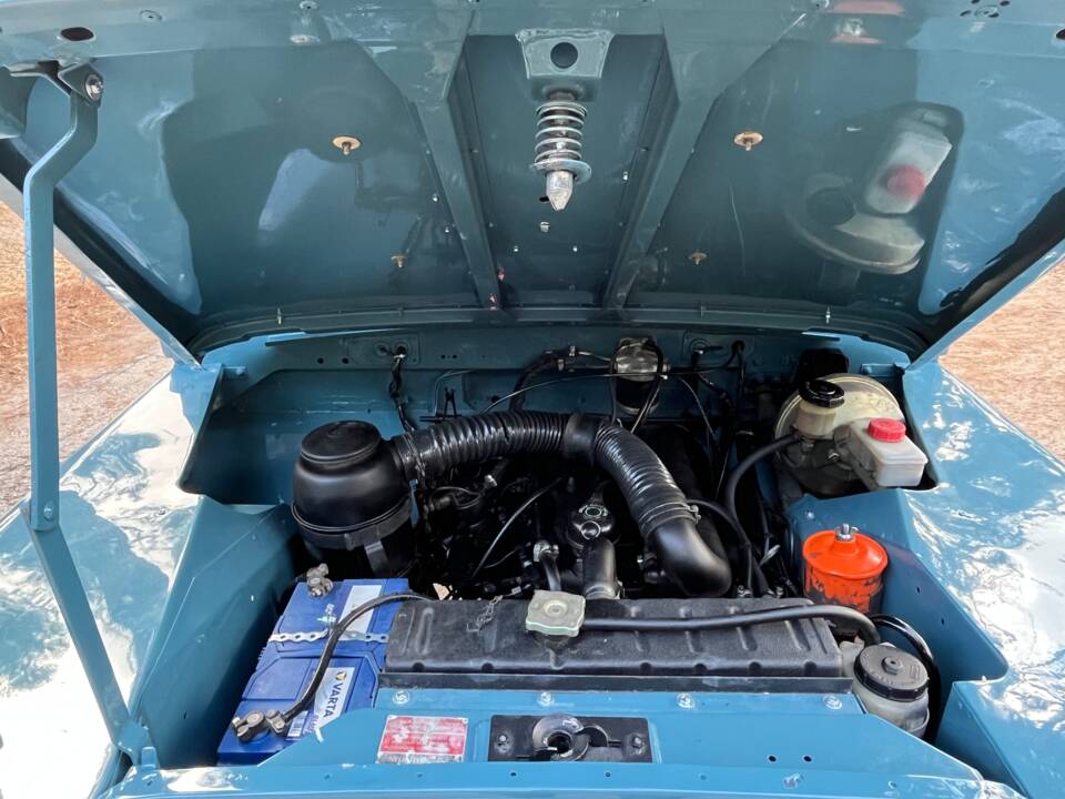 Bild 29/51 von Land Rover 88 (1976)