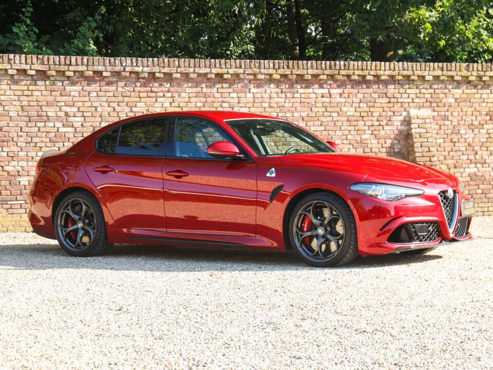 Bild 24/50 von Alfa Romeo Giulia Quadrifoglio (2017)