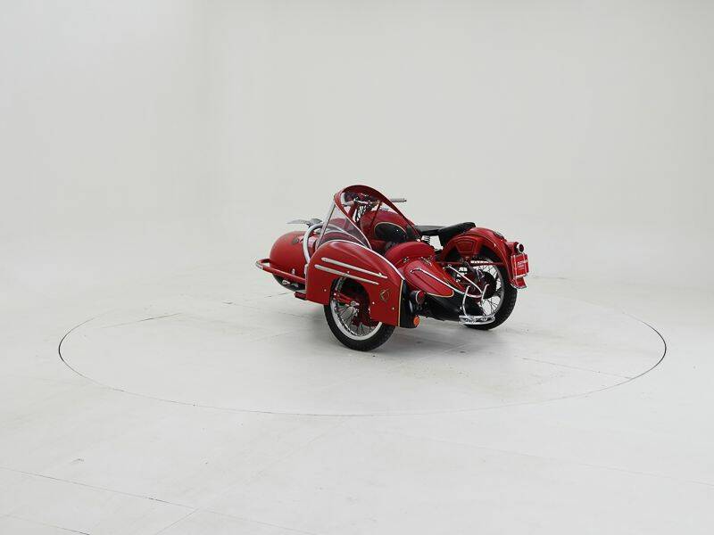 Image 4/15 de Moto Guzzi DUMMY (1953)
