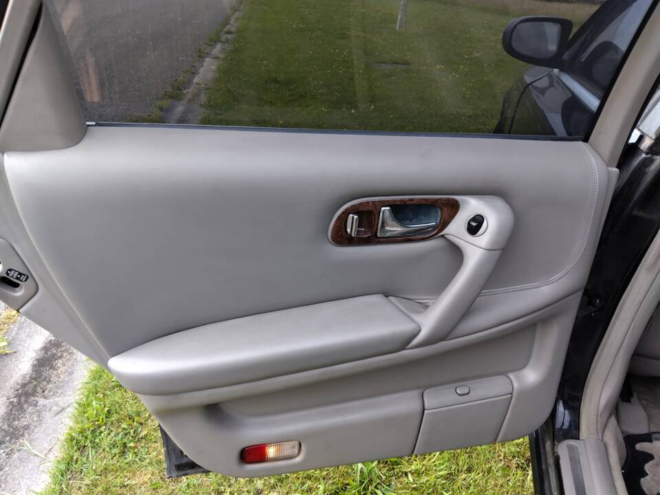 Immagine 26/76 di Infiniti Q45 (1994)