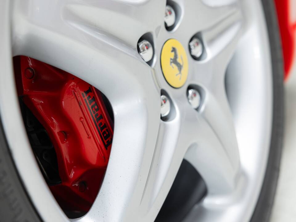 Image 41/50 of Ferrari F 355 Spider (1999)