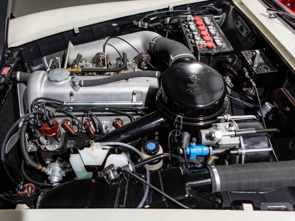 Image 24/28 of Mercedes-Benz 190 SL (1961)