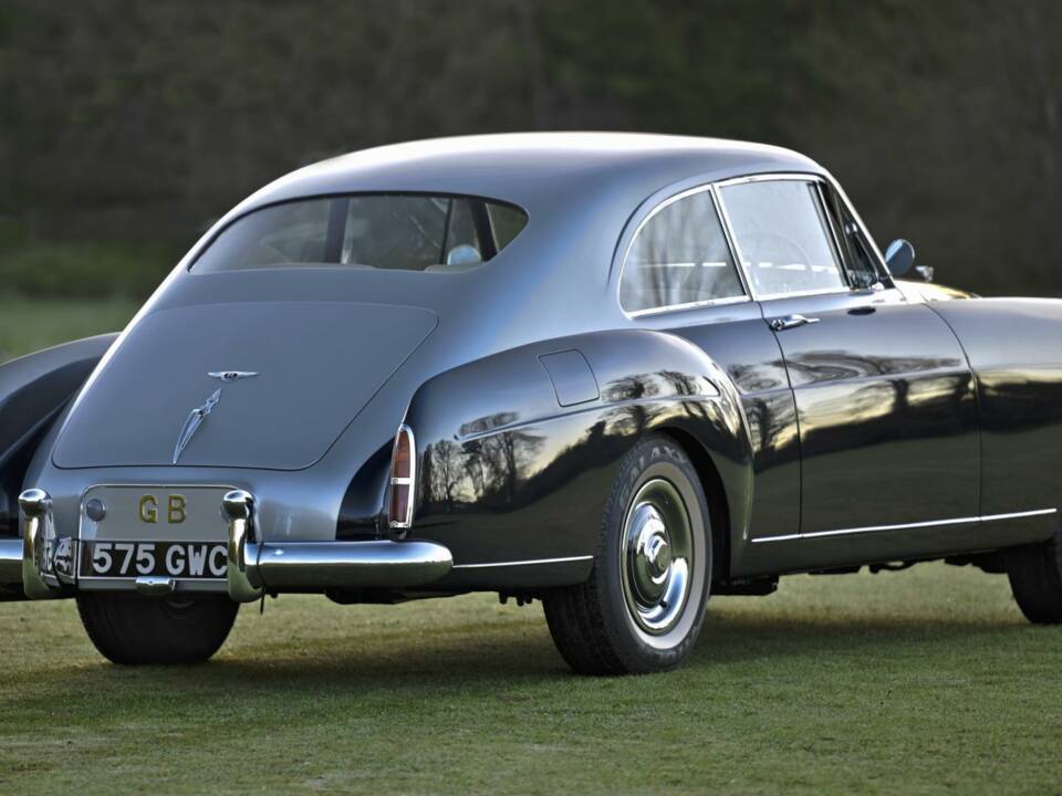 Immagine 17/50 di Bentley S 1 Continental (1955)