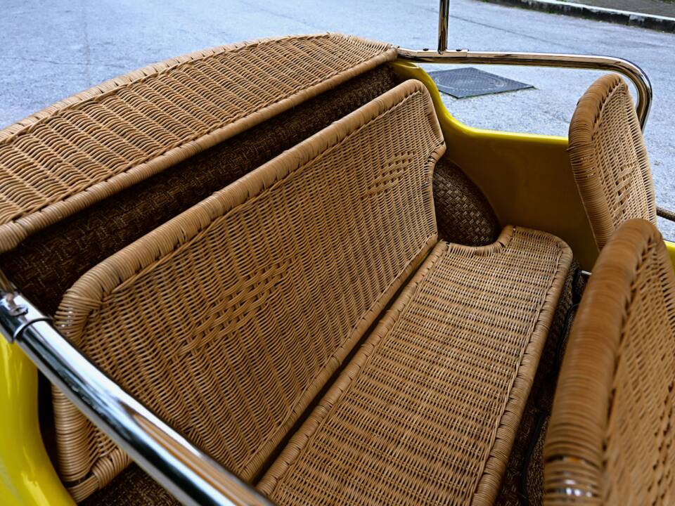 Image 21/45 of FIAT Ghia 500 Jolly (1971)