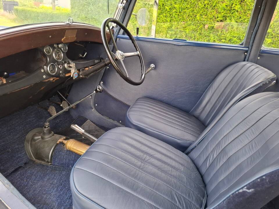 Image 16/25 of Morris Eight (1935)