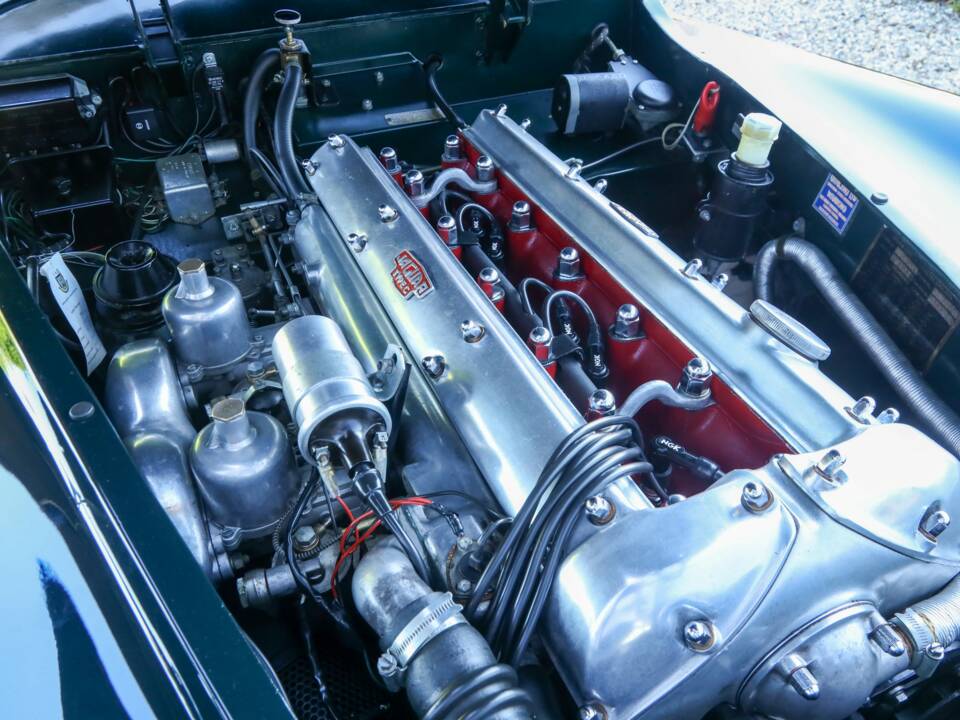 Afbeelding 4/50 van Jaguar XK 140 SE DHC (1957)