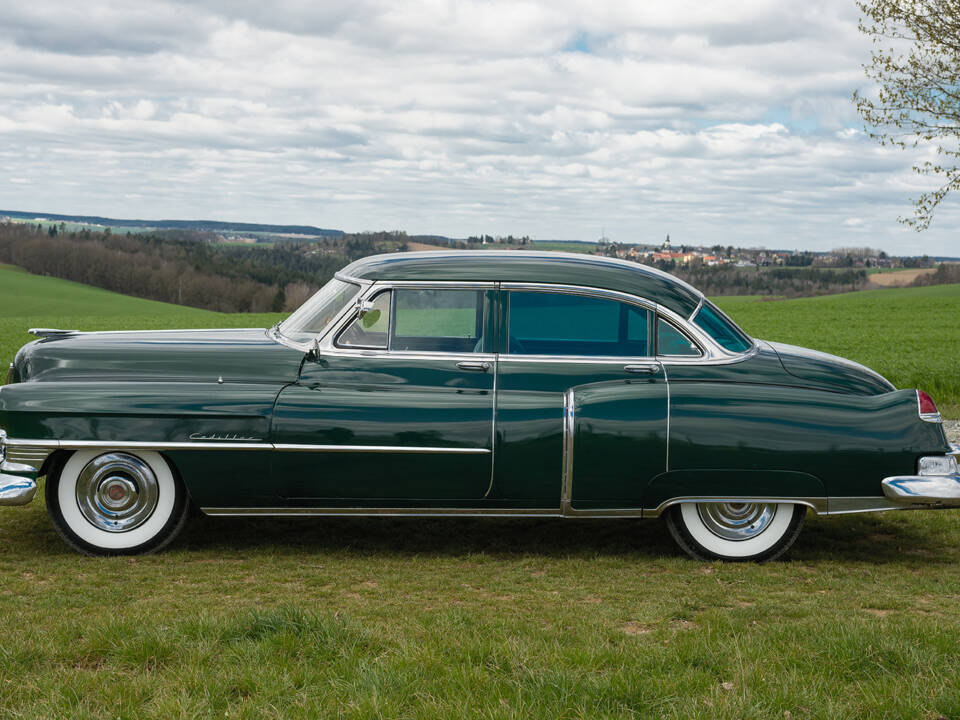 Image 2/5 of Cadillac 62 Convertible (1950)