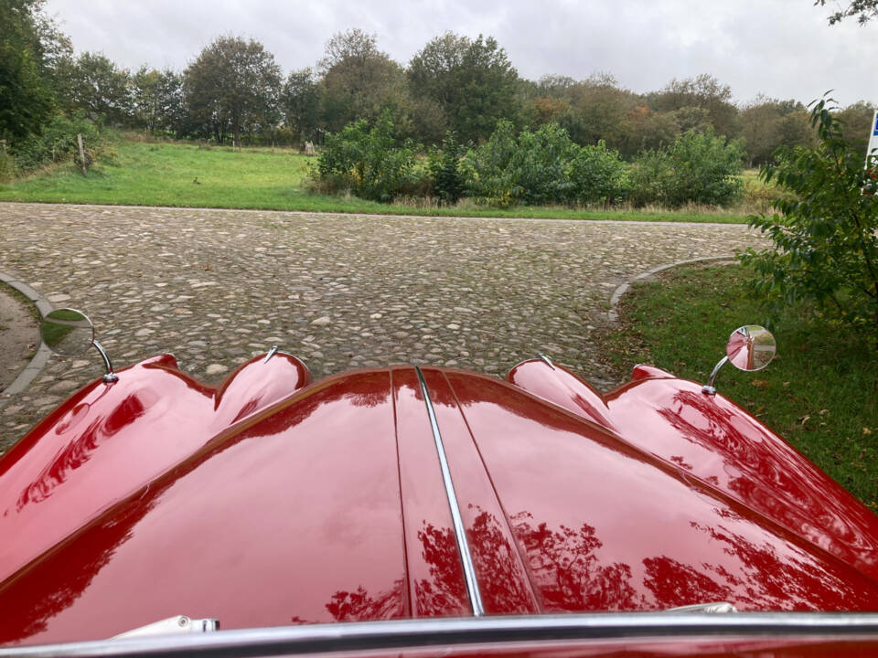 Image 22/51 de Jaguar XK 150 3.8 S FHC (1960)