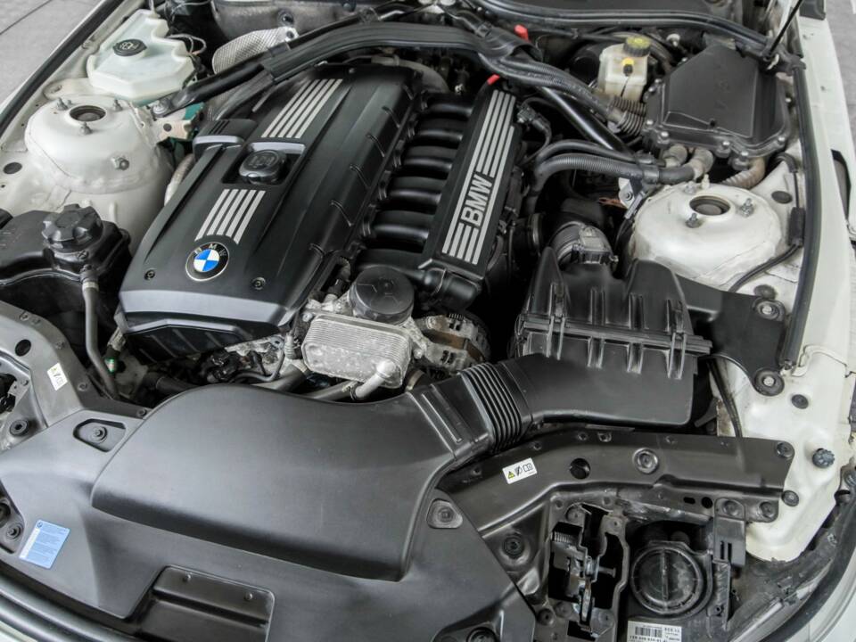 Image 38/50 of BMW Z4 sDrive23i (2010)